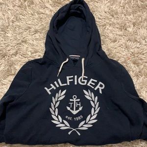 Tommy Hilfiger Navy Blue Hoodie in Small